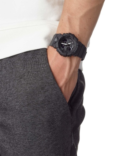 GBA-800-1AER_wrist_shot_web.jpg