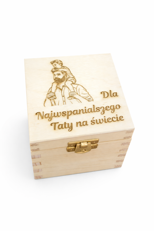 drewniane-pudelko-na-zegarek-kwadratowe-grawerowane-dla-taty