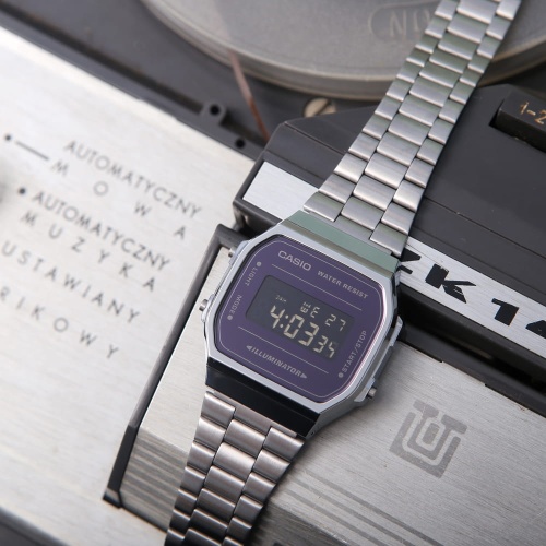 ohtime.pl-zegarek-damski-casio-klasyczne-a168wem-1ef-3.jpg